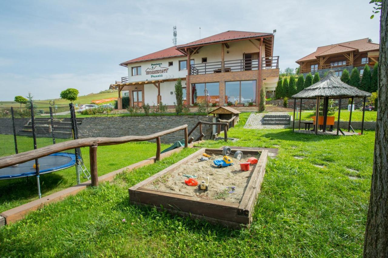 Horizont Panzio Bed & Breakfast Odorheiu Secuiesc Luaran gambar